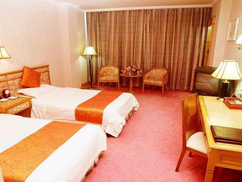 Golden City Hotel Фошань Экстерьер фото